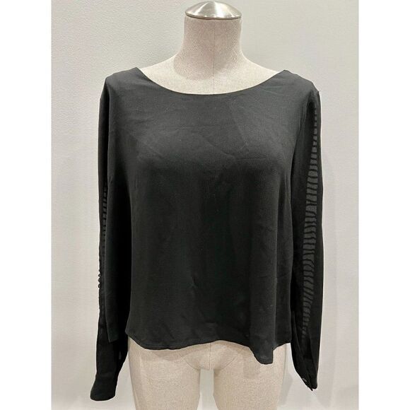 Astr Tops - ASTR Ladder Cutout Top in Black Size L